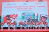 100% học sinh lớp 1 trên toàn quốc được nhận mũ bảo hiểm đạt chuẩn của Công ty Honda Việt Nam. Ảnh: VGP